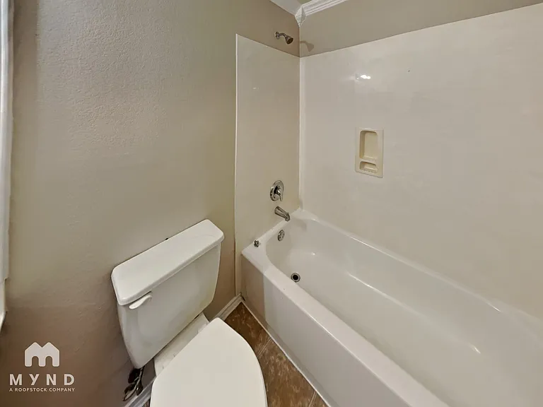 5644 Brougham Way — Photo 23