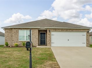16434 Natchez Dr, Moundville, AL 35474