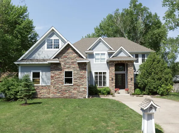 7617 Brooklyn Park Dr, Minneapolis, MN 55444