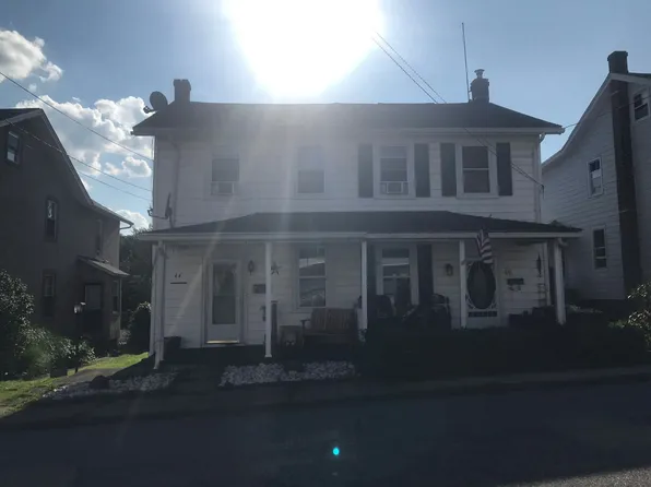 44 Spring St, Weatherly, PA 18255