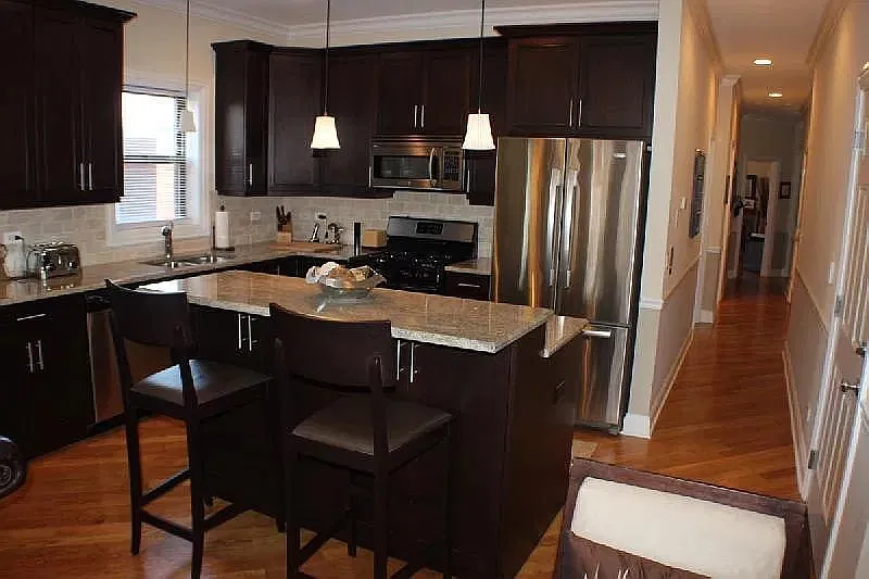 2 bed, 1150 sqft, $4,280 — Photo 1