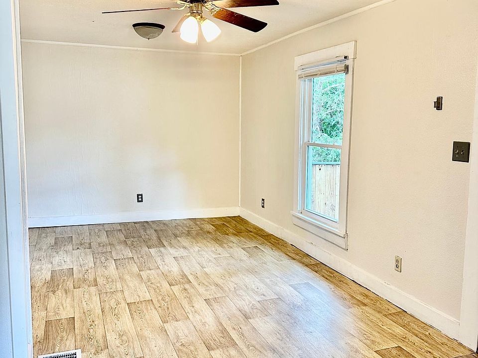 1st image of 1700 N J St #2