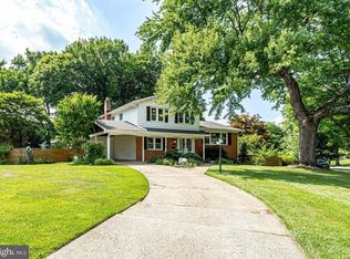 13701 Drake Dr, Rockville, MD 20853