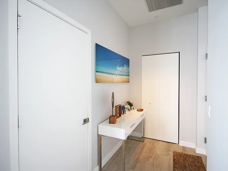 45 SW 9th St #4608 — Photo 18
