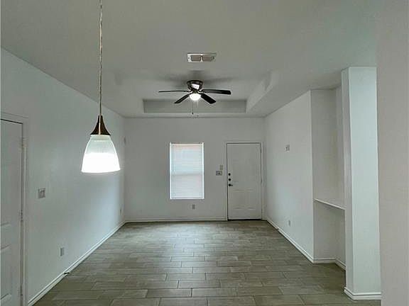 3rd image of 3813 Valeria St #2