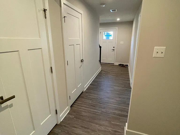 8666 Shady Pines Dr — Photo 17