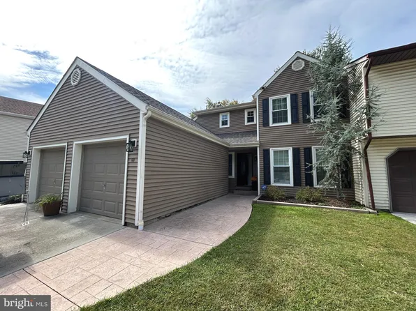 60 Brambling Ln, Voorhees, NJ 08043
