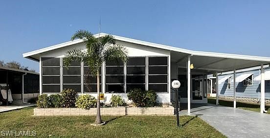 1st image of 592 Sunshine Ln