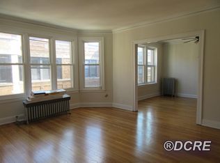 1372 W Greenleaf Ave APT 3S, Chicago, IL 60626