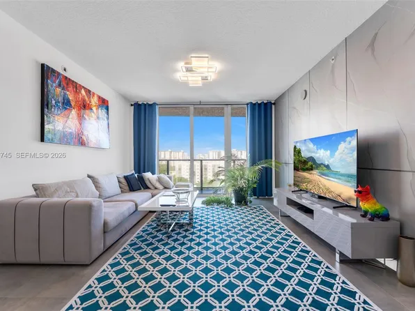 300 Sunny Isles Blvd, Sunny Isles Beach, FL