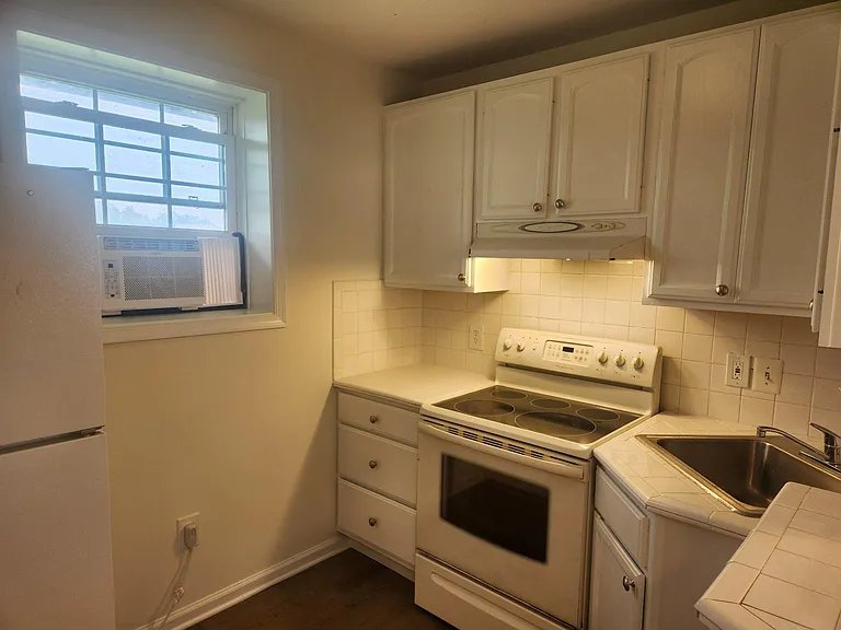 13609 Holly Ridge Ln — Photo 6