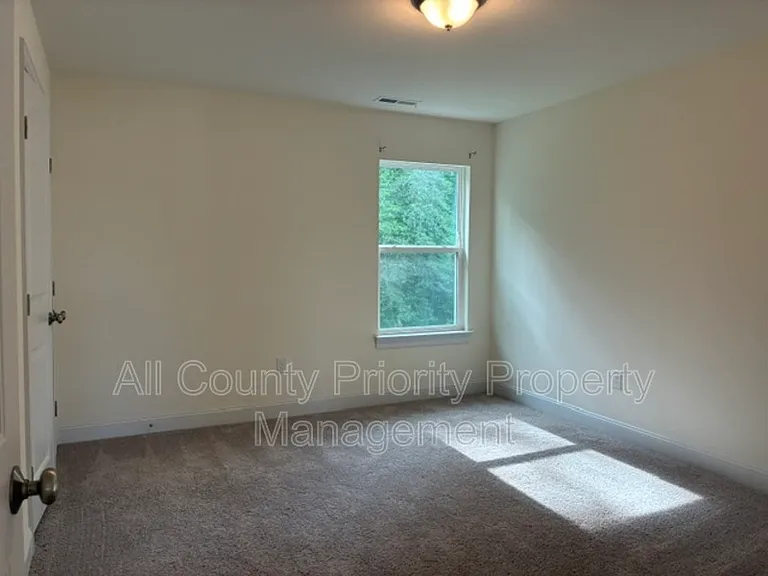 243 Ford Meadows Dr — Photo 11