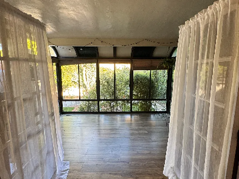 1033 W Micheltorena St — Photo 16