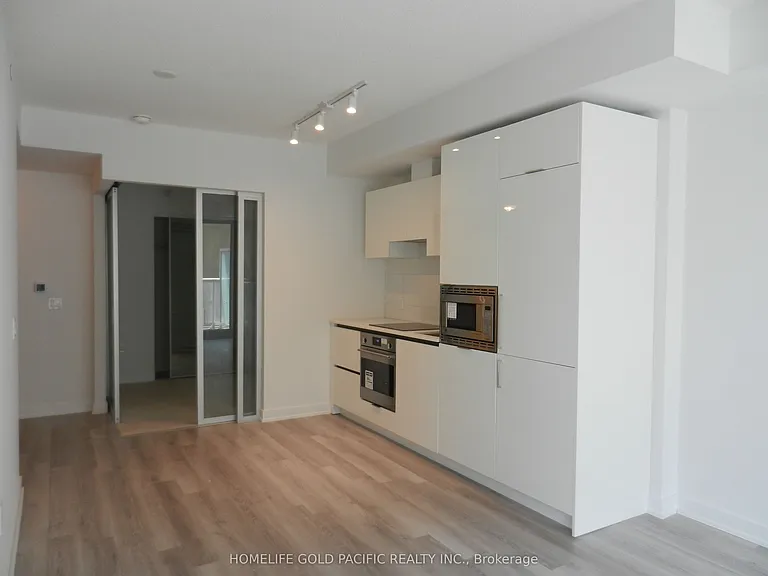 230 Simcoe St #1333 — Photo 7