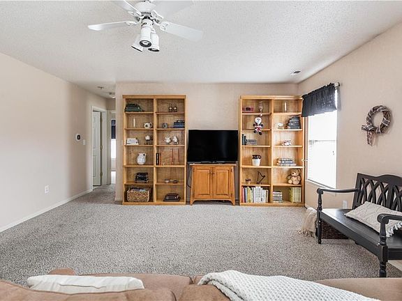 5th image of 10908 Riverwood Blvd