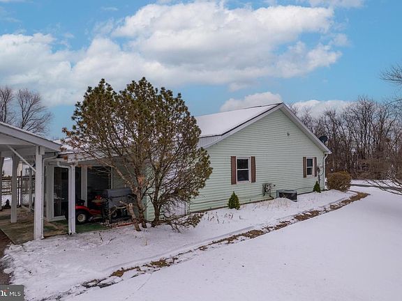 4th image of 65 Nottingham Dr