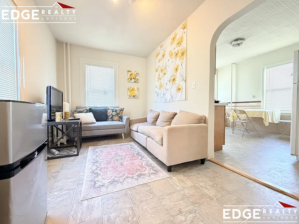 33 Winship Pl