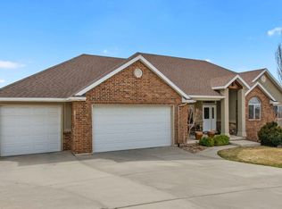 380 Canyon Ln, North Salt Lake, UT 84054
