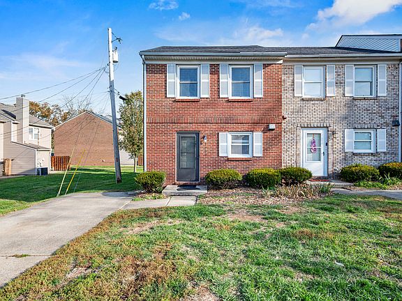 2nd image of 1205-1207 1209 Reva Ridge Way