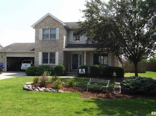 4630 Dickey John Rd, Auburn, IL 62615