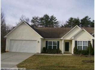 24 Mansfield Cir, Greensboro, NC 27455