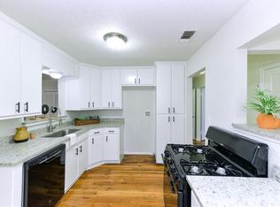 5020 Thurston Rd, River Oaks, TX 76114