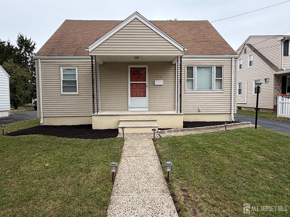 1st image of 225-225 Harris Ave