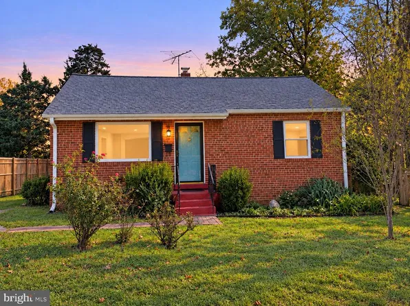 6813 Smithway Dr, Alexandria, VA 22307