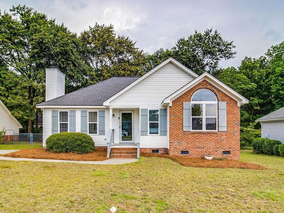 1st image of 513 Livebark Ln