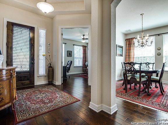 4th image of 10438 Palmera Dr