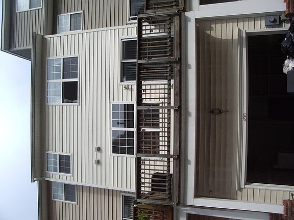 3rd image of 3846 Dominion Mill Dr
