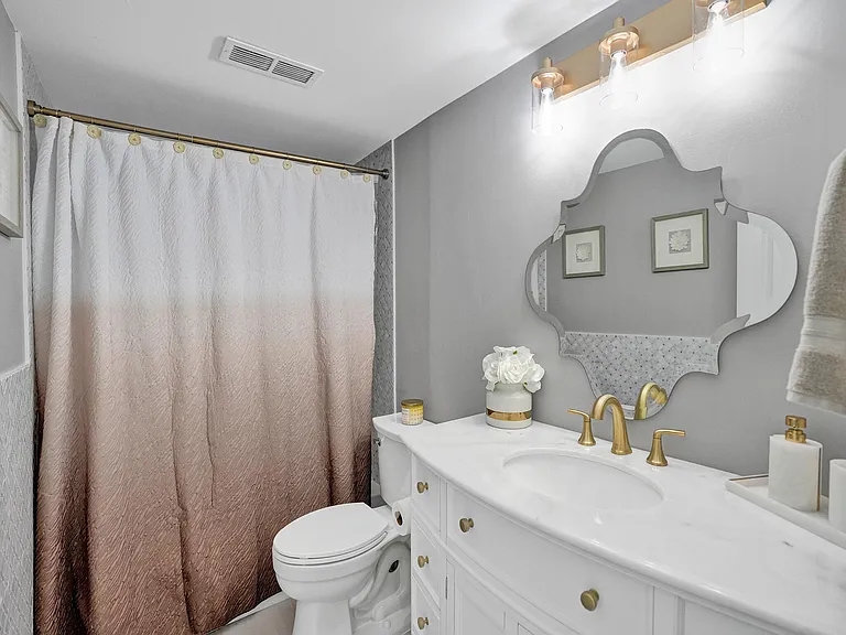 955 Egret Cir #405 — Photo 32