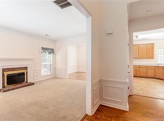 4th image of 6522 Kentdale Ct