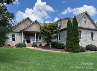 3331 Cayton Dr, Maiden, NC 28650