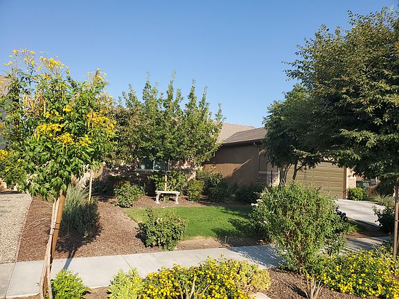 3rd image of 2912 S Bradley Ct