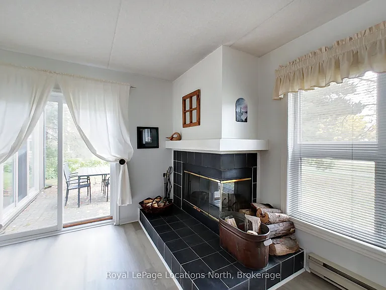 398 Mariners Way #4 — Photo 7