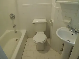 Rented by Maximus Realty Group