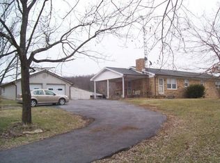 Pendley Mill Ln, Dunmor, KY 42339