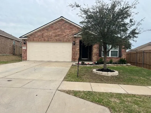 6349 Trinity Creek Dr, Fort Worth, TX 76179