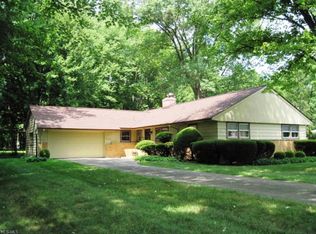 2822 Clark Pkwy, Westlake, OH 44145