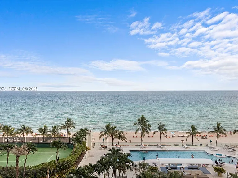19111 Collins Ave #604 — Photo 5