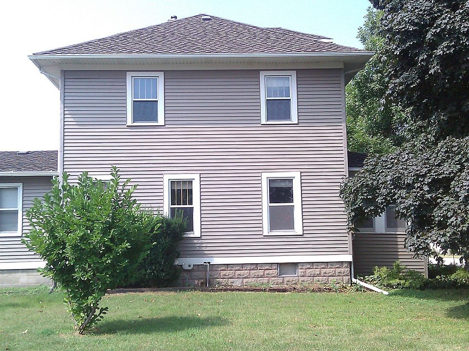 1502 Main St, Emmetsburg, IA 50536 Zillow