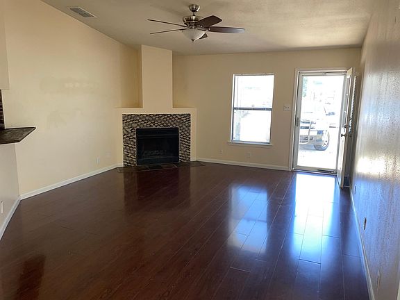 5th image of 6753 Hickory Springs Dr
