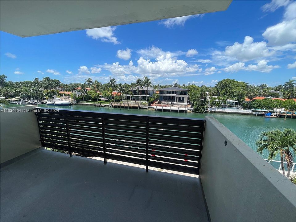 1st image of 9800 W Bay Harbor Dr APT 412