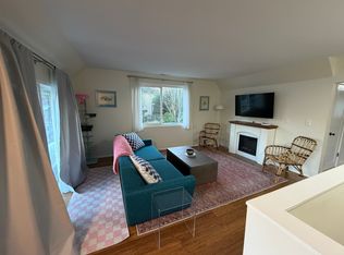 1701 2nd Ave N #1/2, Seattle, WA 98109
