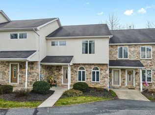 25 Chestnut Commons Ct, Easton, PA 18040