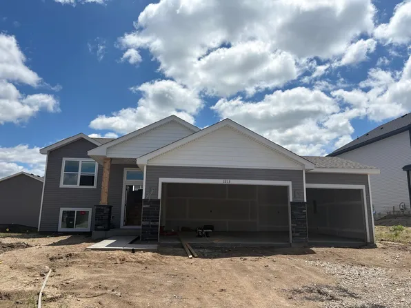 1213 Deerpath Dr NE, Hanover, MN 55341
