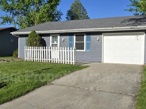 2801 Sandarac Ln, Fort Wayne, IN 46815