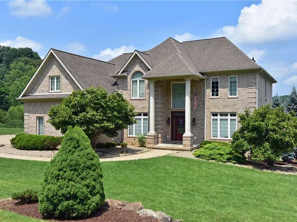 2183 Grandeur Dr, Gibsonia, PA 15044