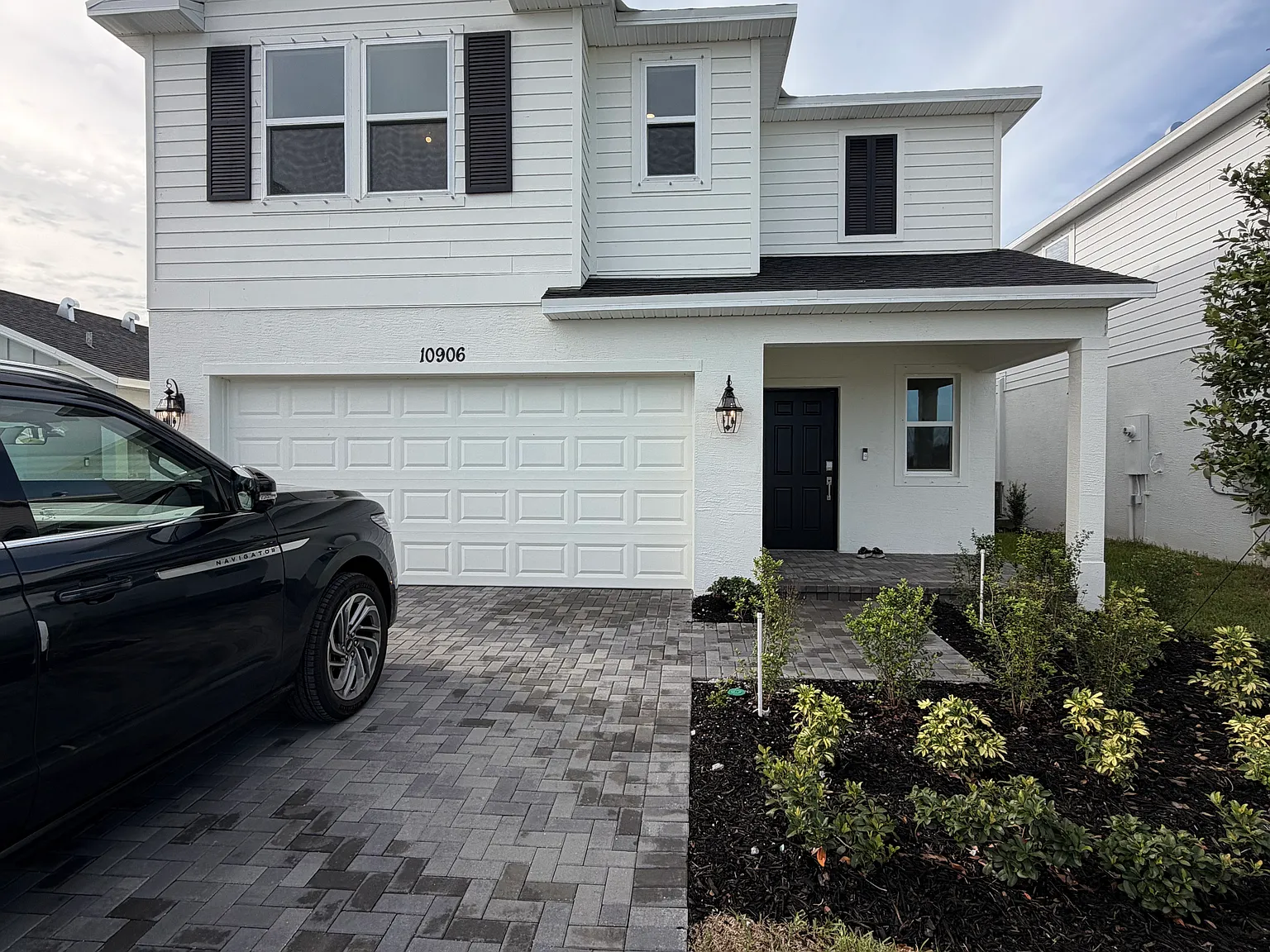 6 bed, 2458 sqft, $3,500 — Photo 1